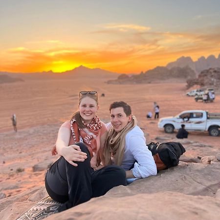 Appartement Abdullah Luxury Camp à Wadi Rum Extérieur photo