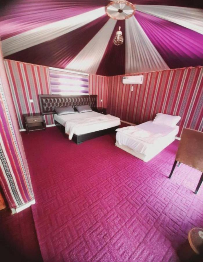 Appartement Abdullah Luxury Camp à Wadi Rum Extérieur photo