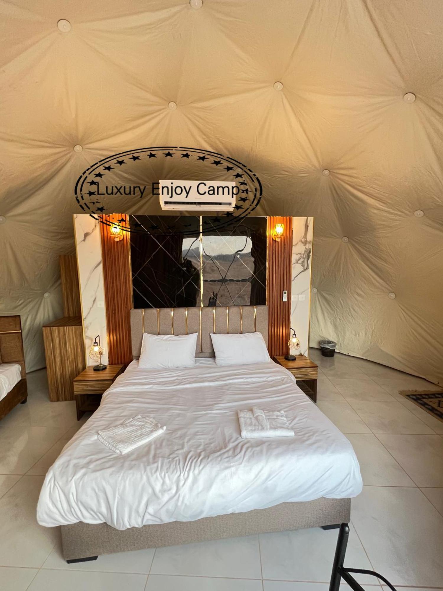 Appartement Abdullah Luxury Camp à Wadi Rum Extérieur photo