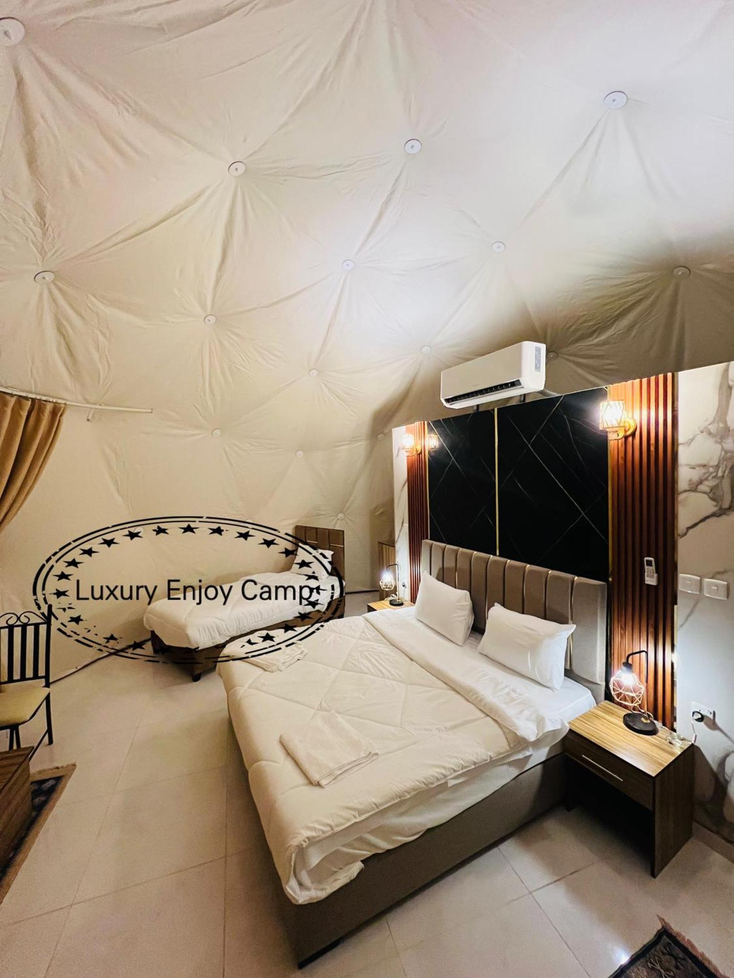 Appartement Abdullah Luxury Camp à Wadi Rum Extérieur photo