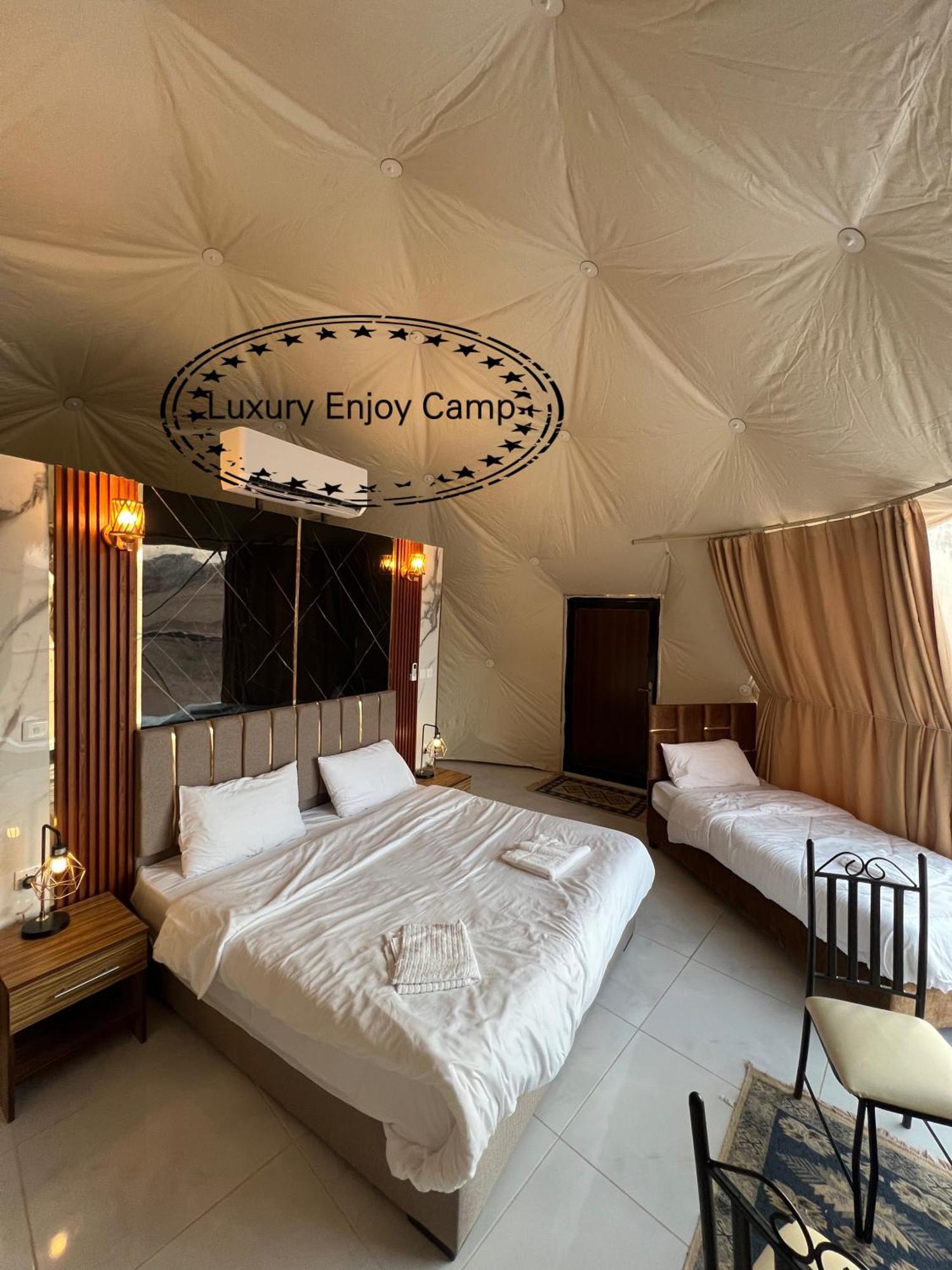 Appartement Abdullah Luxury Camp à Wadi Rum Extérieur photo