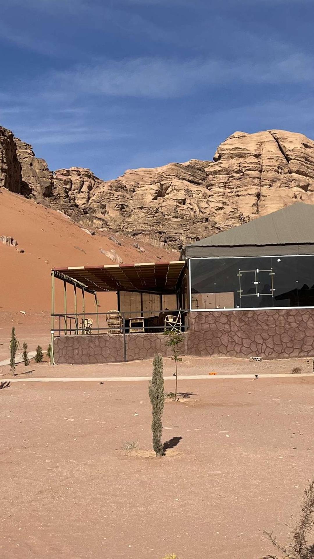 Appartement Abdullah Luxury Camp à Wadi Rum Extérieur photo