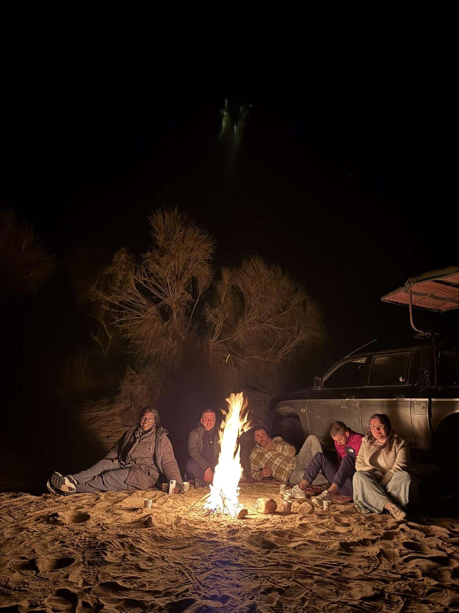 Appartement Abdullah Luxury Camp à Wadi Rum Extérieur photo