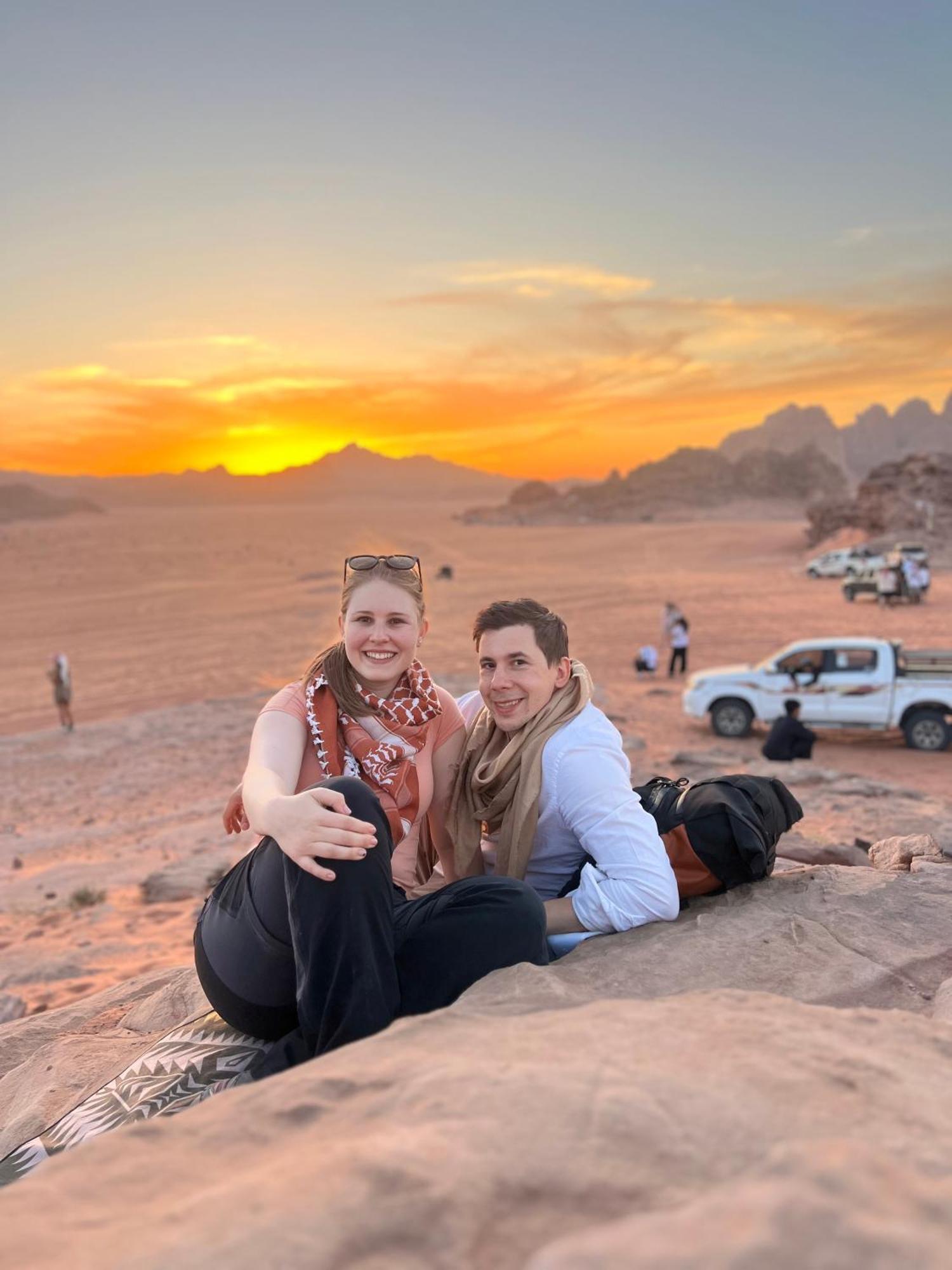 Appartement Abdullah Luxury Camp à Wadi Rum Extérieur photo